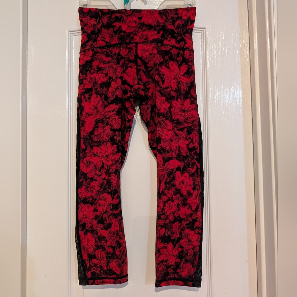 Athletic Leggings Capris By Lululemon